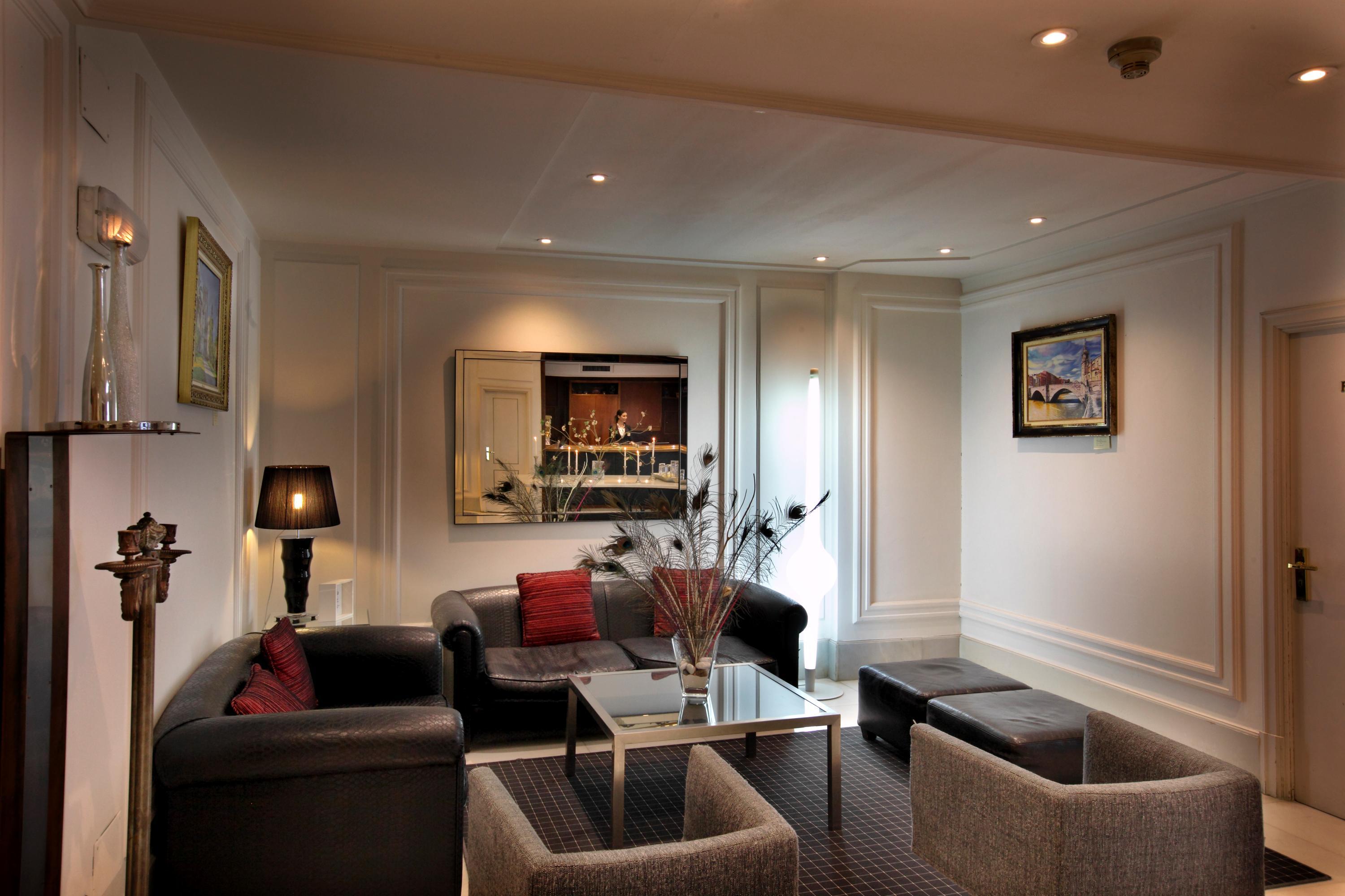 โรงแรมโลเปซเดอฮาโร บิลเบา ภายนอก รูปภาพ The interior of the hotel