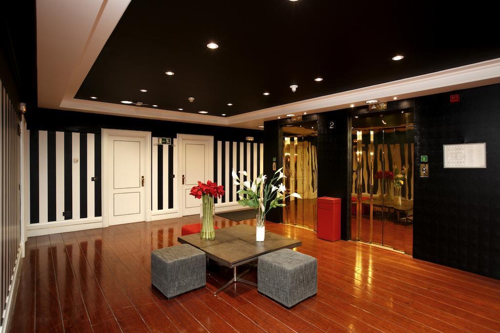 โรงแรมโลเปซเดอฮาโร บิลเบา ภายนอก รูปภาพ Lobby